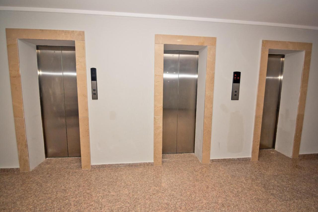 Rezal Plaza Batumi Apartment Екстериор снимка