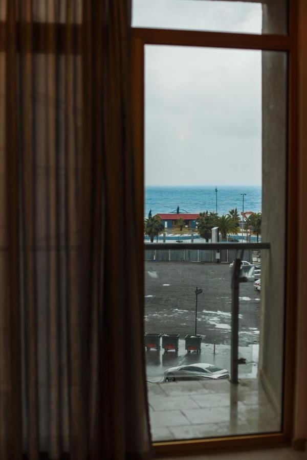 Rezal Plaza Batumi Apartment Екстериор снимка